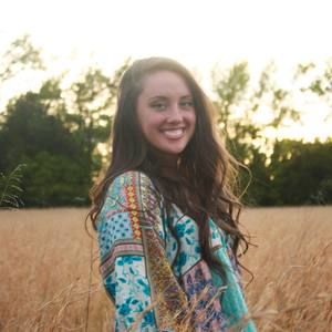 Meet your Posher, Carrie